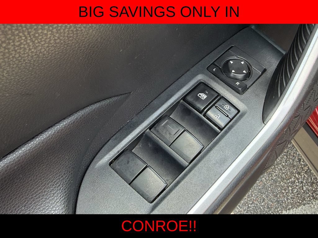 Used 2021 Toyota RAV4 LE AWD/4WD image 11