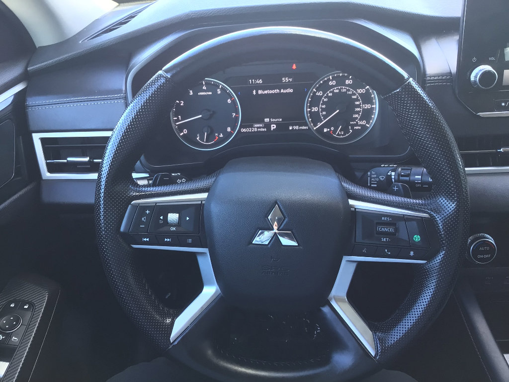 Used 2024 Mitsubishi Outlander Ralliart image 8