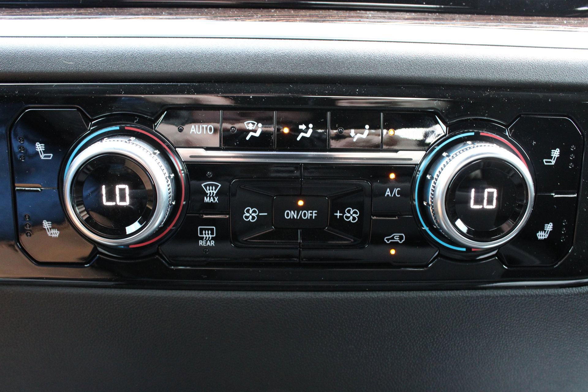 New 2026 GMC Sierra 1500 Elevation w/ Elevation Select Package image 39