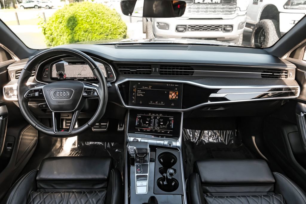 Used 2021 Audi S6 Premium Plus w/ S6 Executive Package AWD/4WD image 12