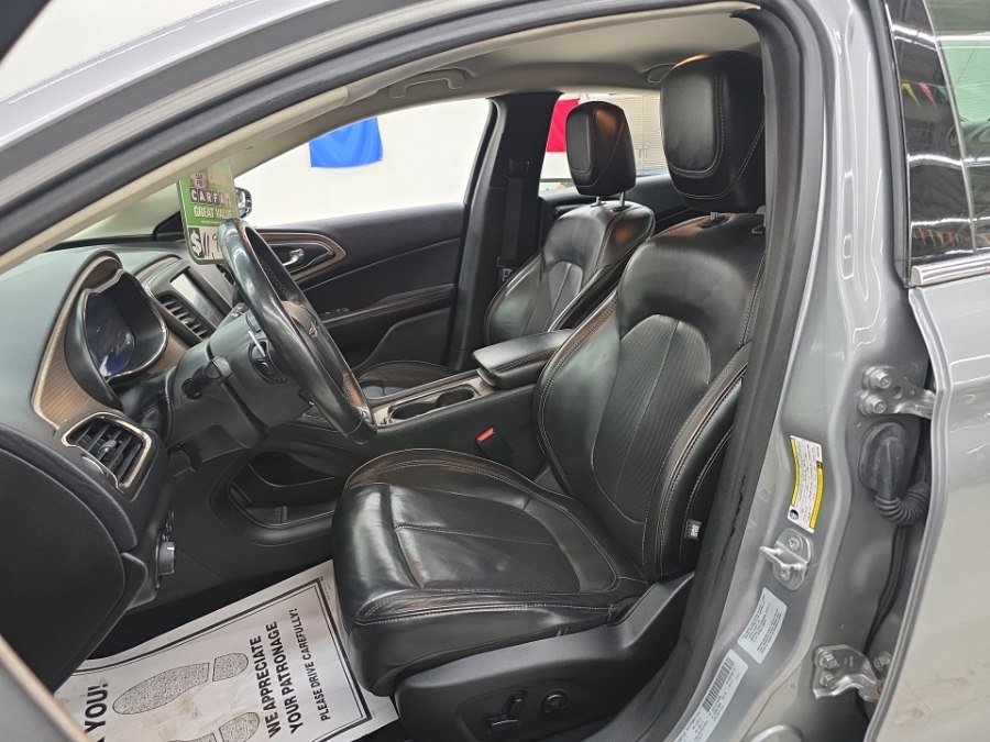 Used 2015 Chrysler 200 C w/ Navigation & Sound Group I image 7