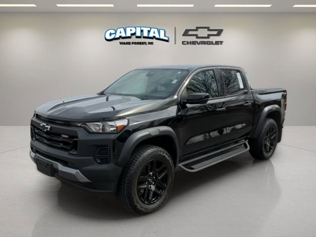 Used 2024 Chevrolet Colorado Trail Boss w/ Technology Package image 1