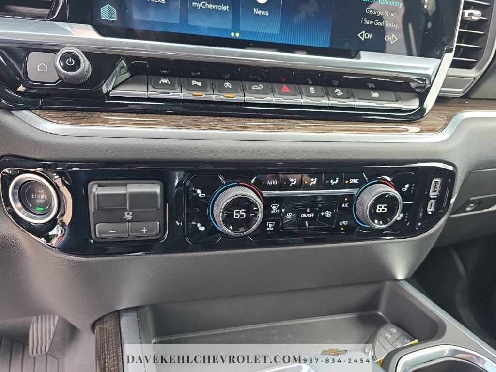 Used 2025 Chevrolet Silverado 1500 LT Trail Boss w/ LT Trail Boss Premium Package AWD/4WD image 20