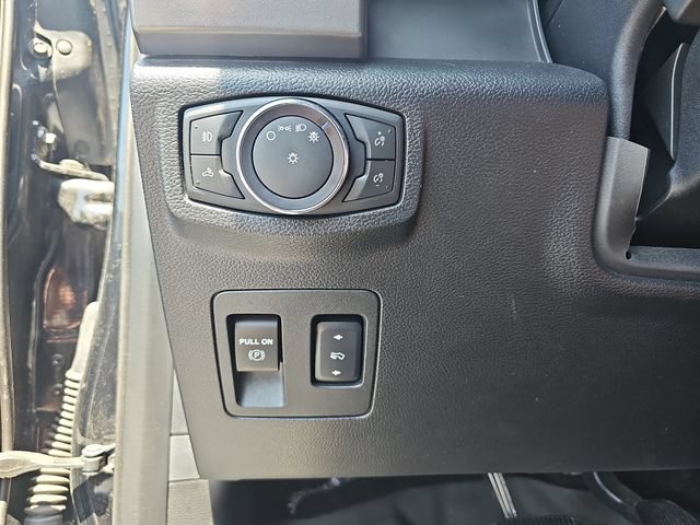 Used 2018 Ford F150 XLT w/ Equipment Group 302A Luxury AWD/4WD image 23