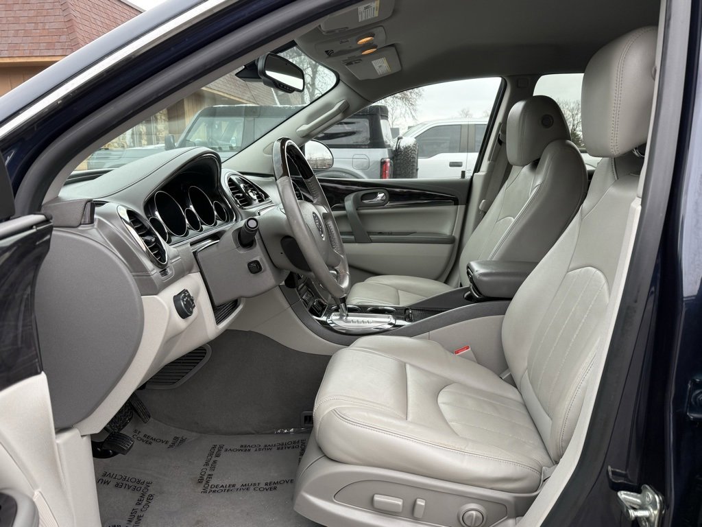 Used 2017 Buick Enclave Premium image 12