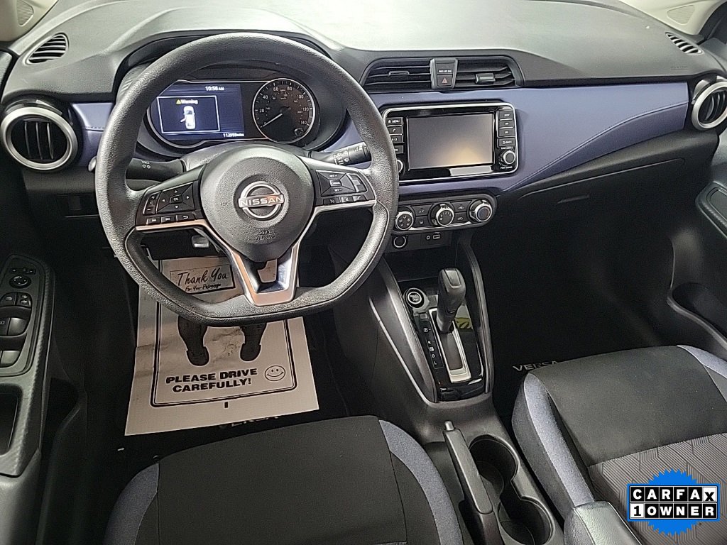 Used 2023 Nissan Versa SV image 2