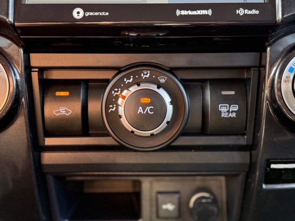 Used 2020 Toyota 4Runner Venture image 18