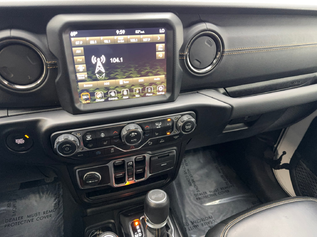 Used 2022 Jeep Wrangler Unlimited Sahara AWD/4WD image 61