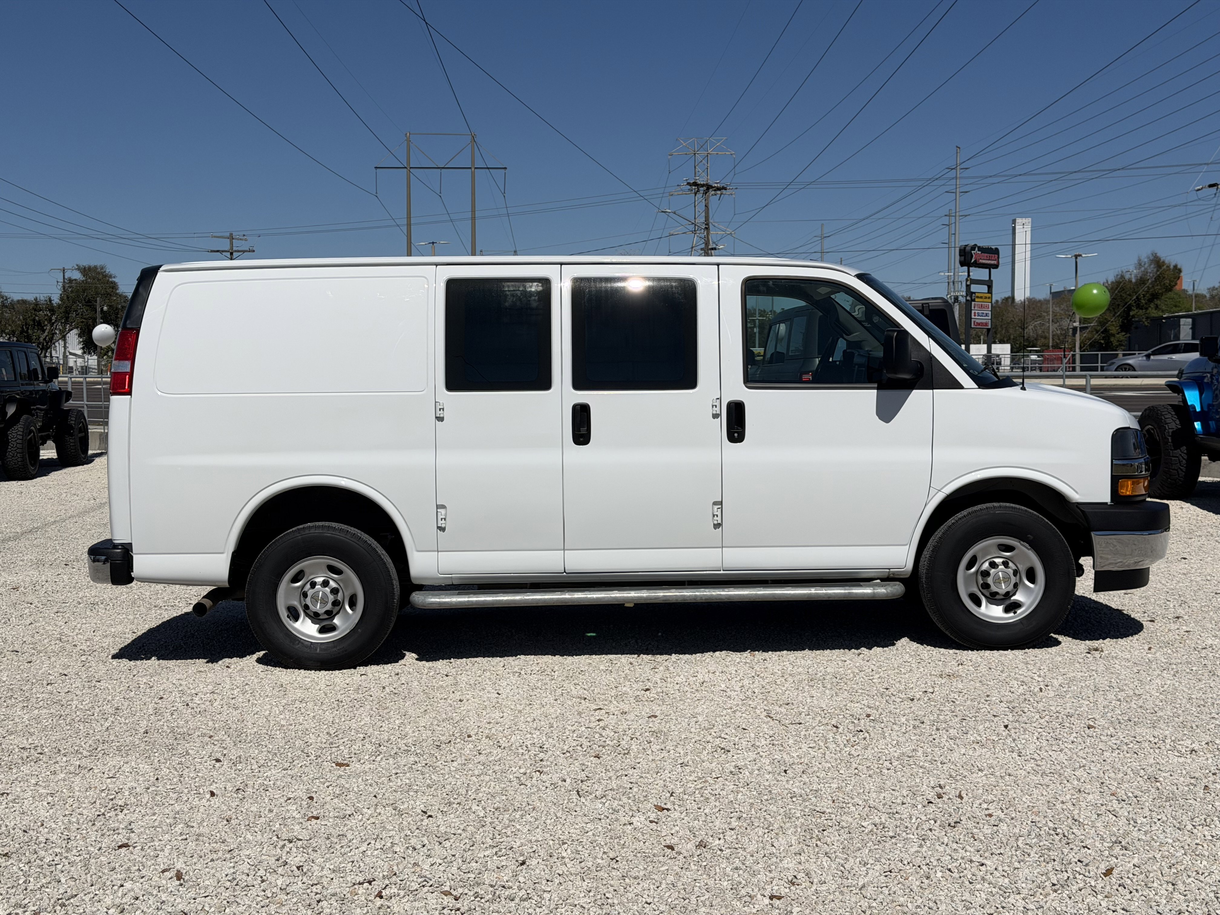 Used 2024 Chevrolet Express 2500 w/ Driver Convenience Package image 8