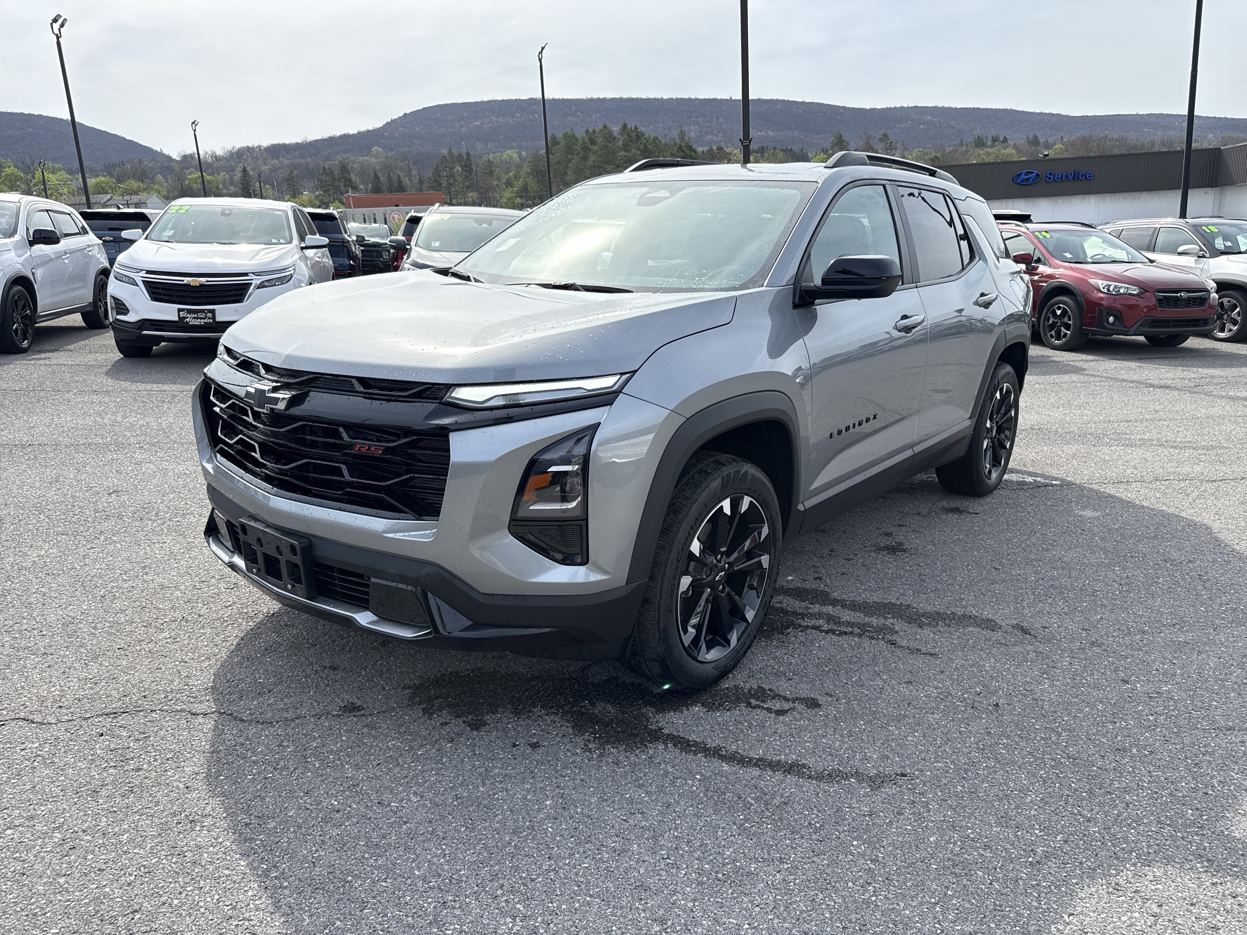 Used 2025 Chevrolet Equinox RS image 8