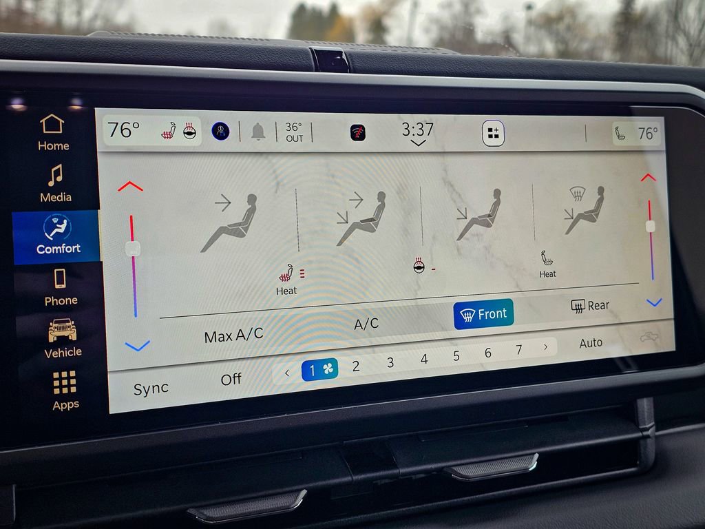 New 2026 Jeep Gladiator Sahara image 21