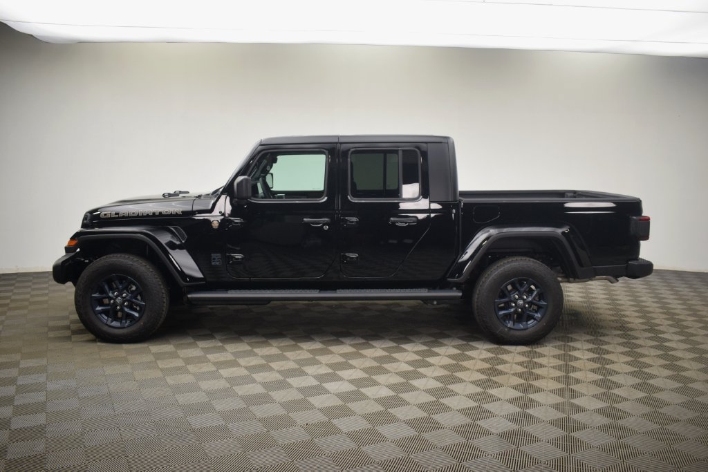 New 2026 Jeep Gladiator Sport AWD/4WD image 14
