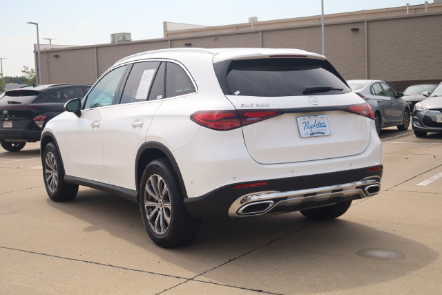 Used 2025 Mercedes-Benz GLC 300 image 8