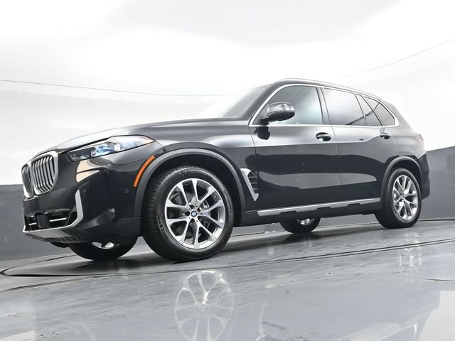 Certified 2024 BMW X5 xDrive40i w/ Premium Package AWD/4WD image 38