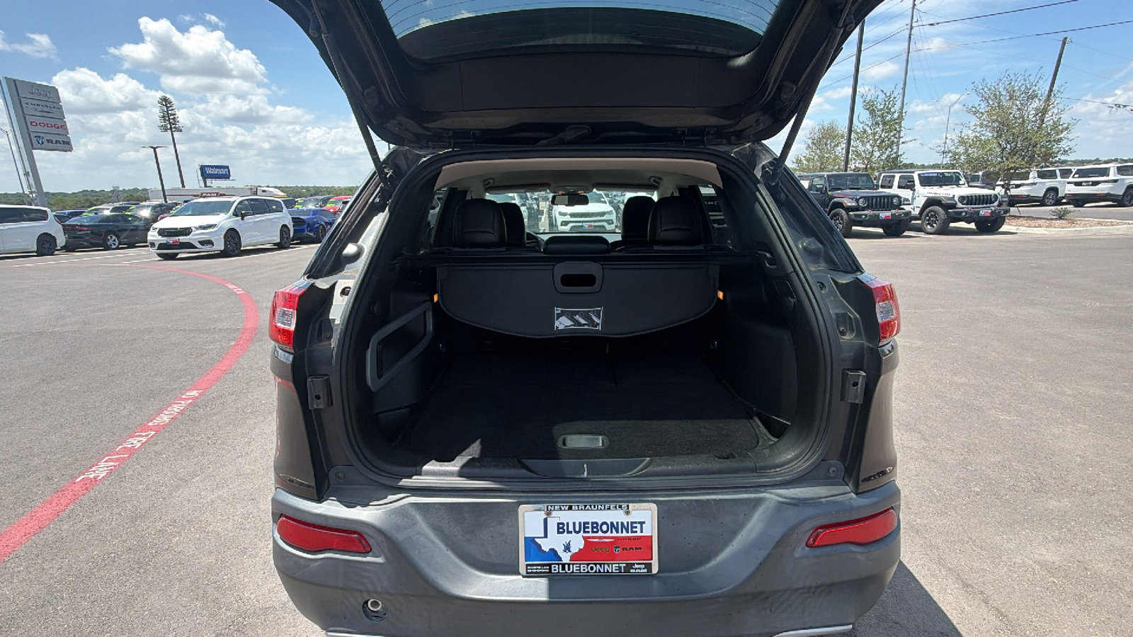 Used 2014 Jeep Cherokee Limited FWD image 28
