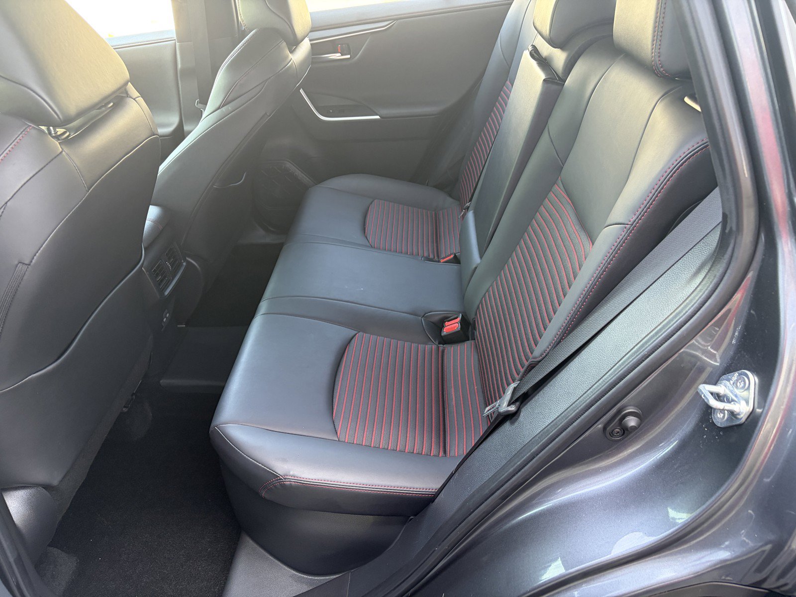 Used 2023 Toyota RAV4 XSE w/ Weather Package AWD/4WD image 9