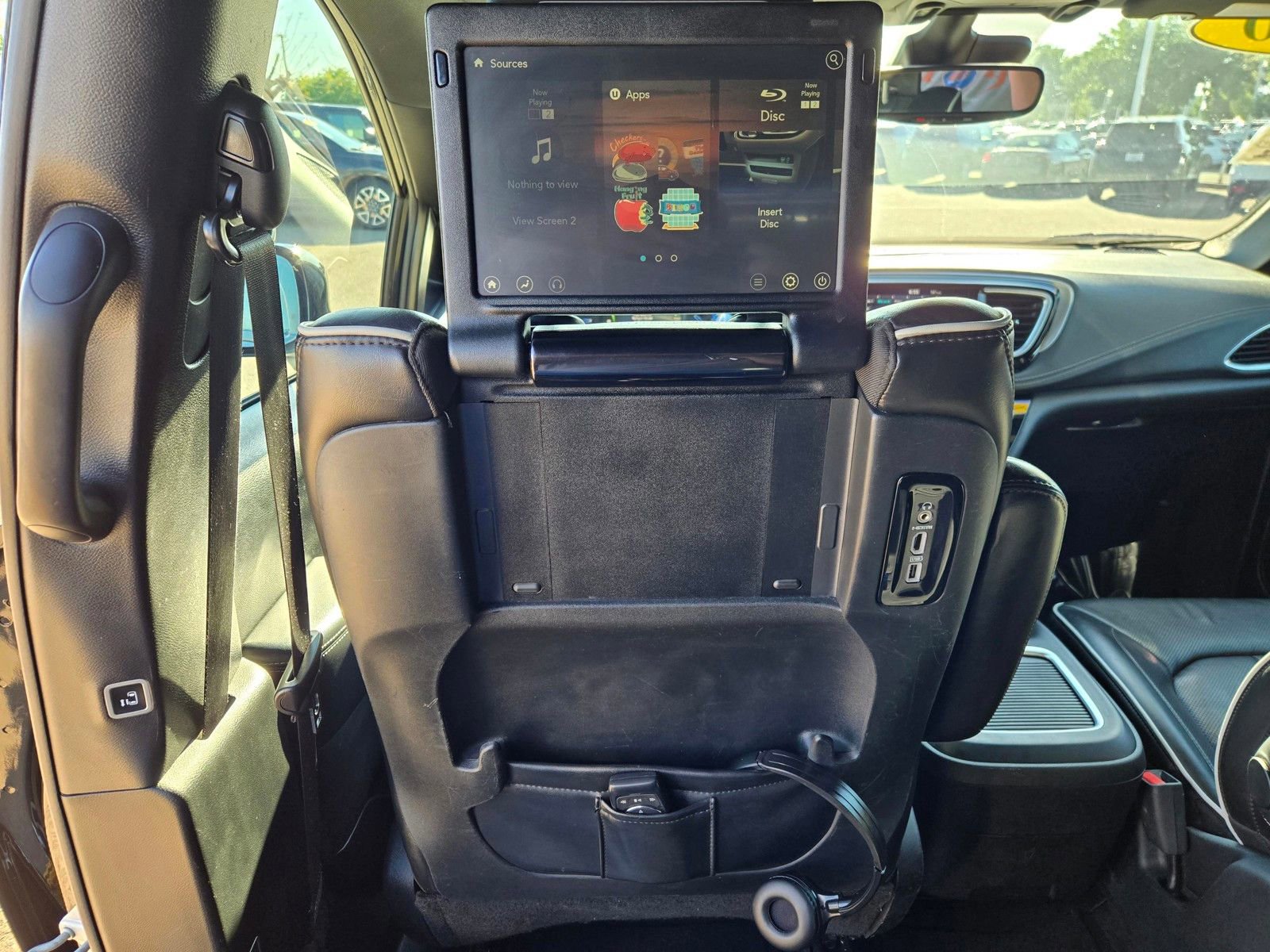 Used 2020 Chrysler Pacifica Limited w/ Advanced Safetytec Group image 11