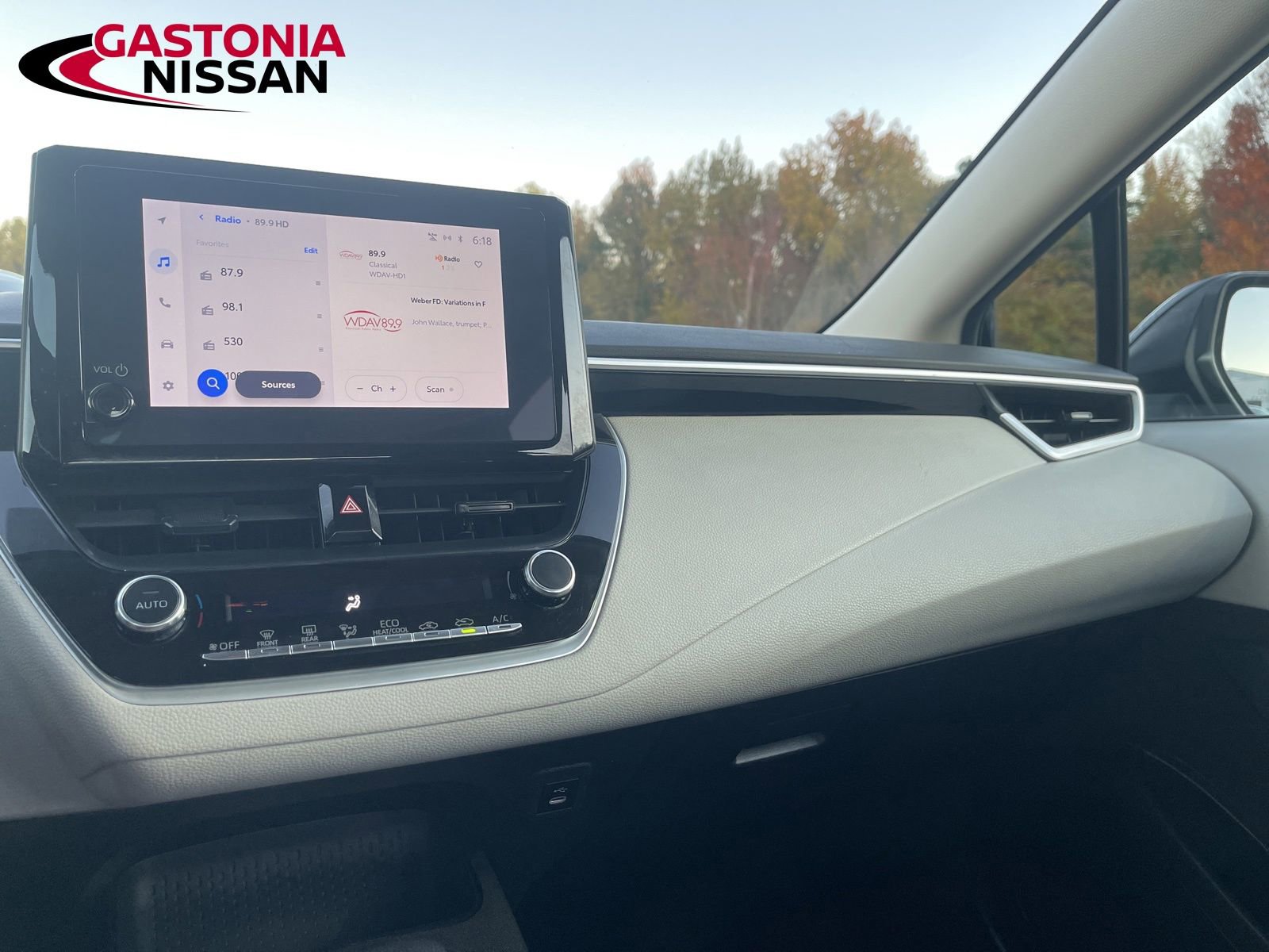 Used 2024 Toyota Corolla LE image 26