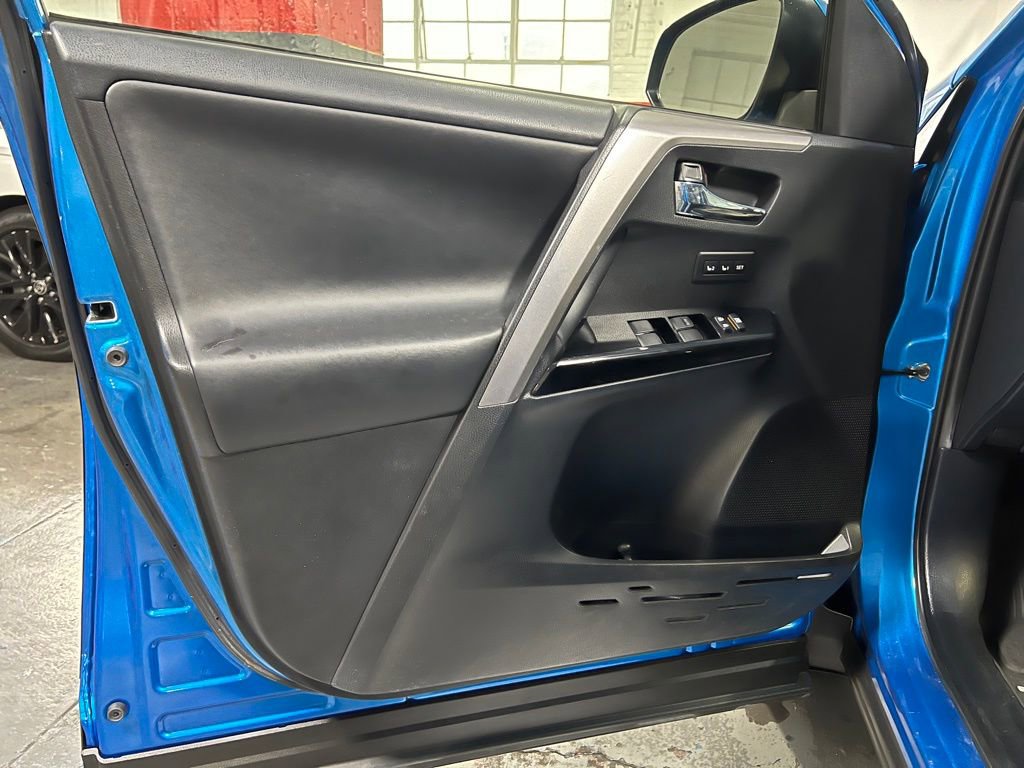 Certified 2017 Toyota RAV4 Limited w/ Advanced Technology Package image 41