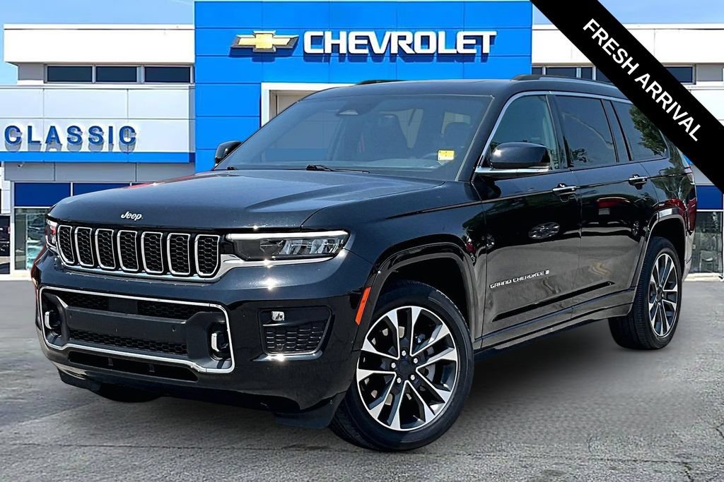 Used 2021 Jeep Grand Cherokee L Overland w/ Luxury Tech Group IV AWD/4WD image 2