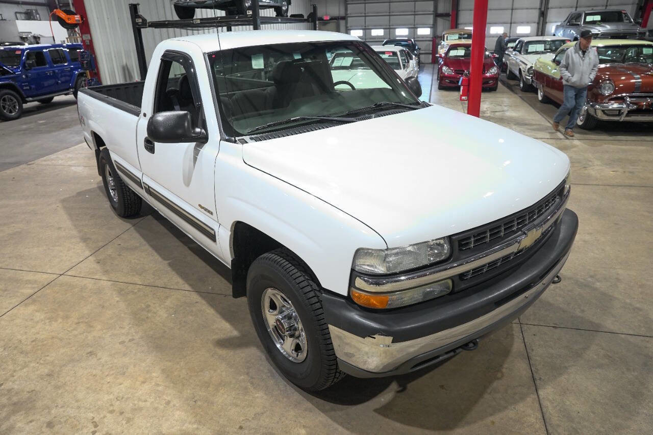 Used 2000 Chevrolet Silverado 1500 LS 2dr 4WD Standard Cab LB w/ Exterior Appearance Pkg image 14
