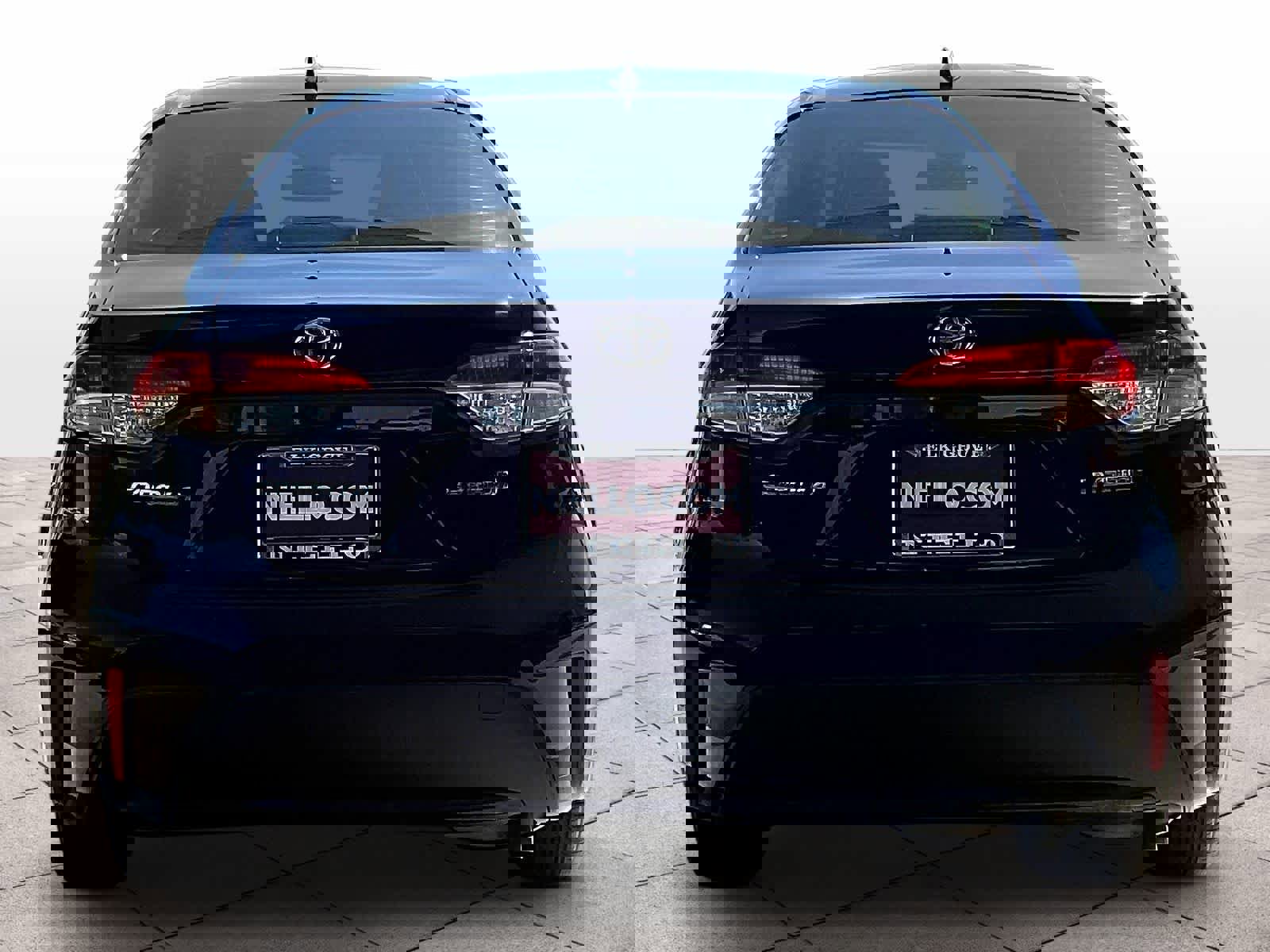 Used 2022 Toyota Corolla LE image 6