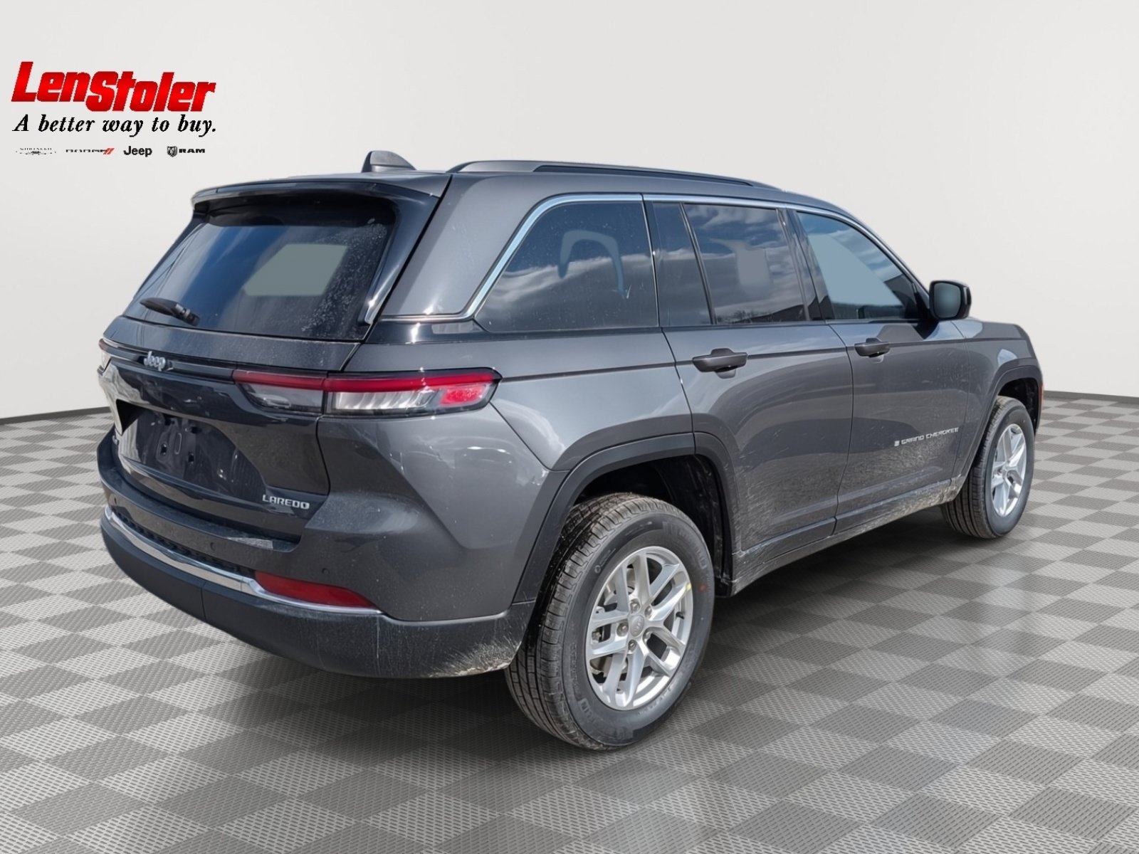 New 2026 Jeep Grand Cherokee Laredo AWD/4WD image 3