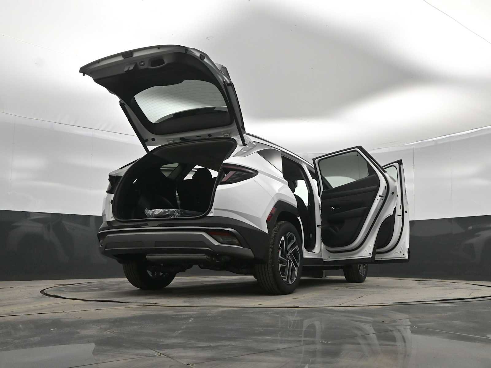 New 2026 Hyundai Tucson Limited image 44