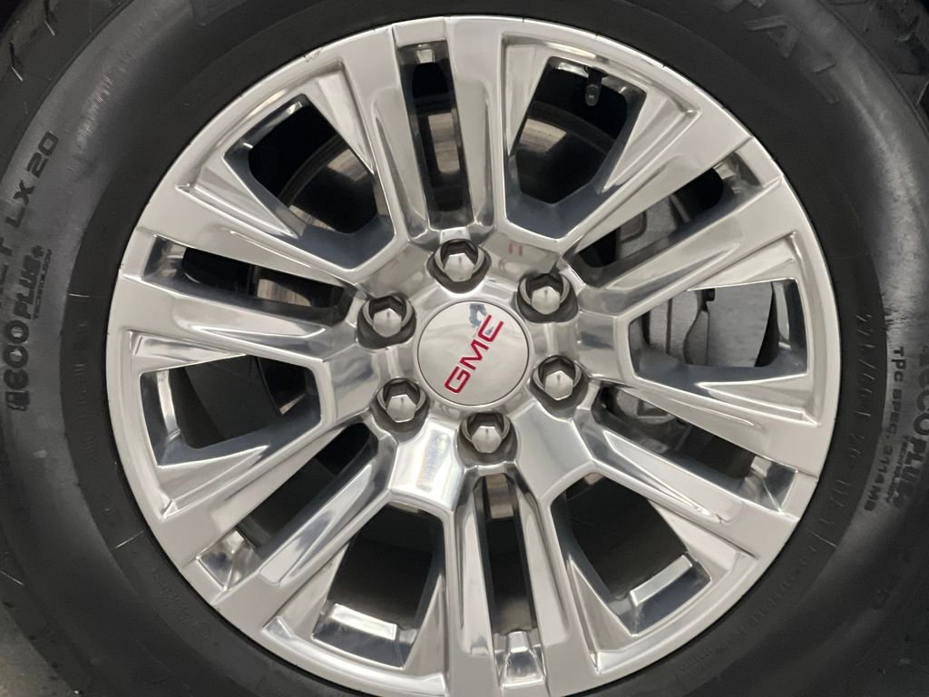 Used 2025 GMC Yukon Denali image 67