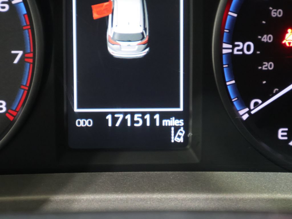 Used 2017 Toyota RAV4 LE w/ Carpet Mat Package FWD image 36