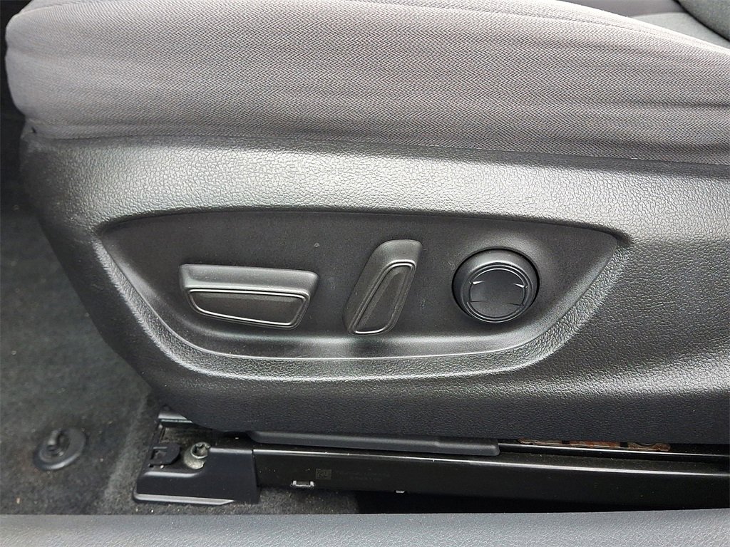 Used 2022 Toyota Camry LE image 26