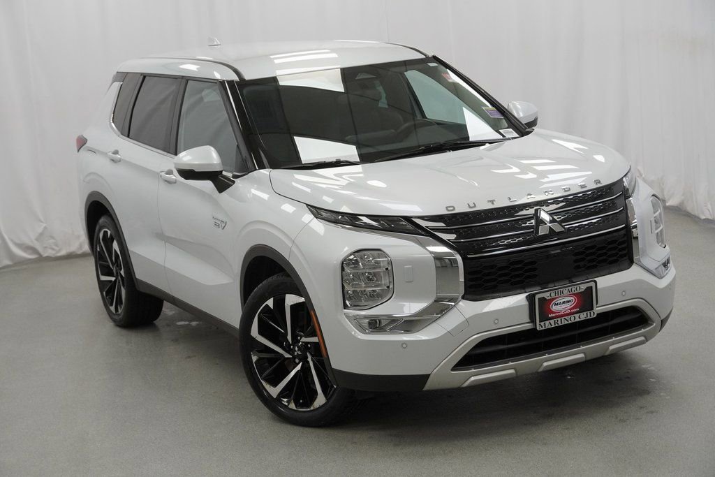 Used 2023 Mitsubishi Outlander SE image 10