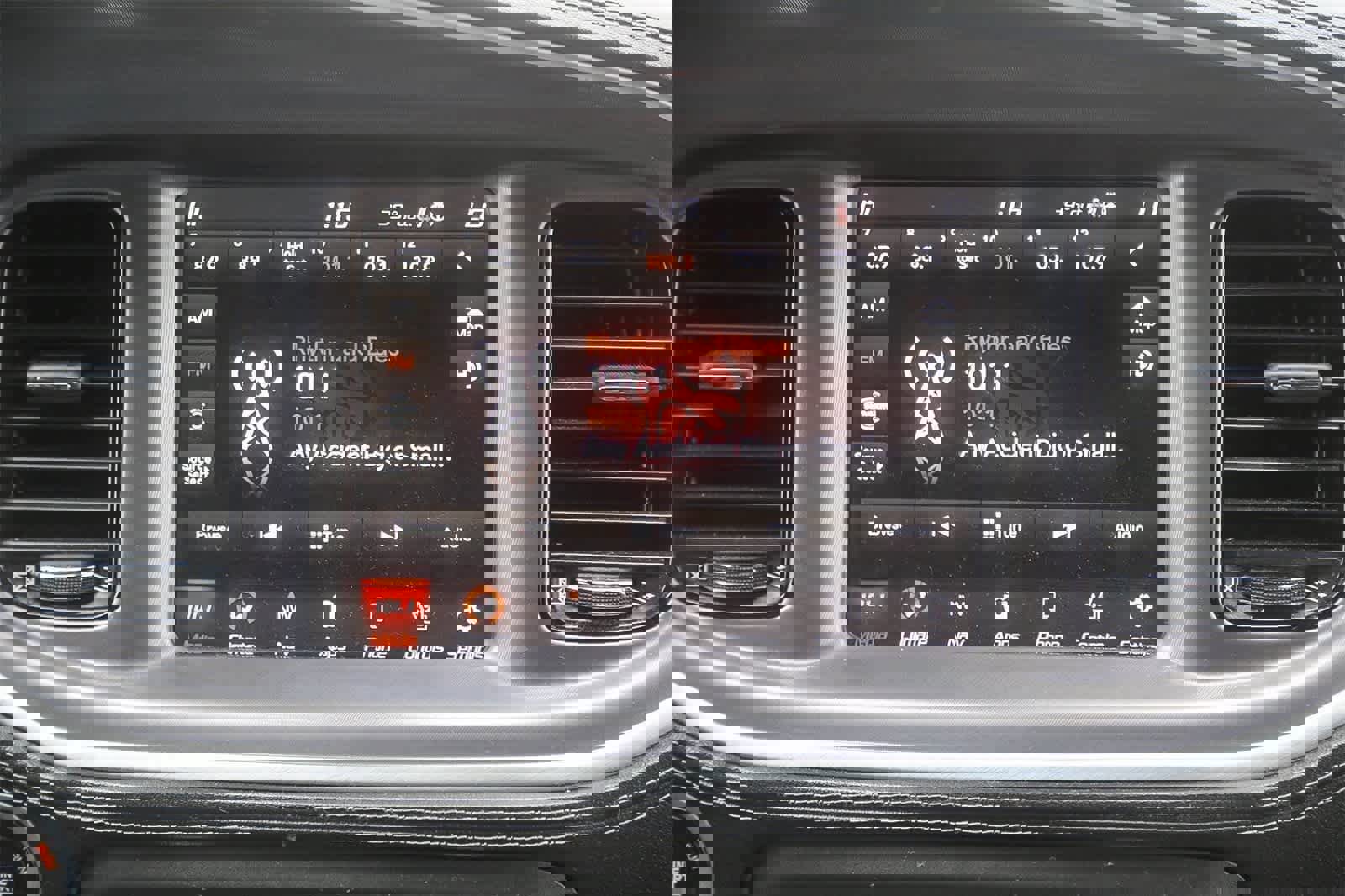 Used 2022 Dodge Charger GT w/ Plus Group image 9