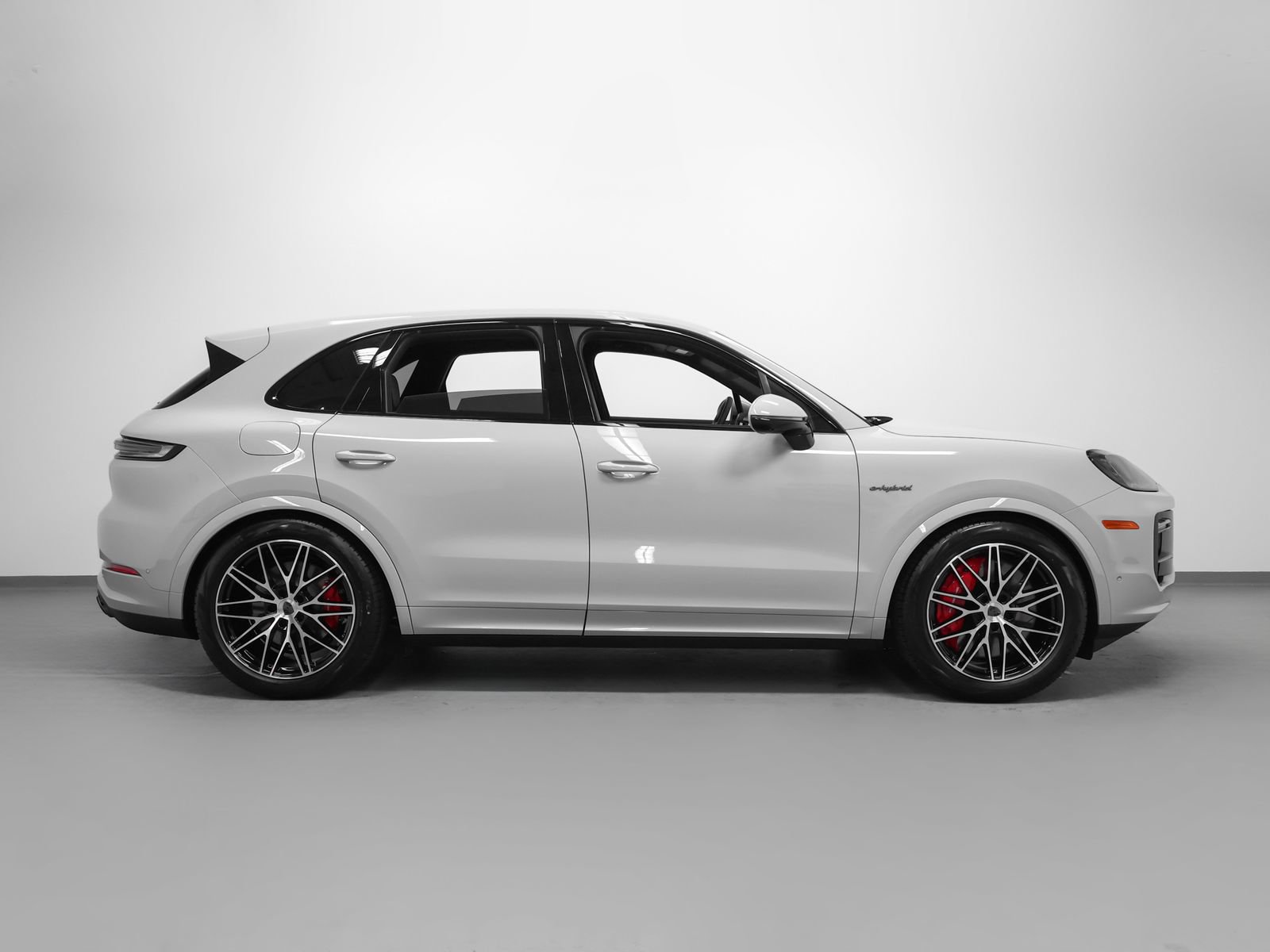 New 2026 Porsche Cayenne Turbo AWD/4WD image 13