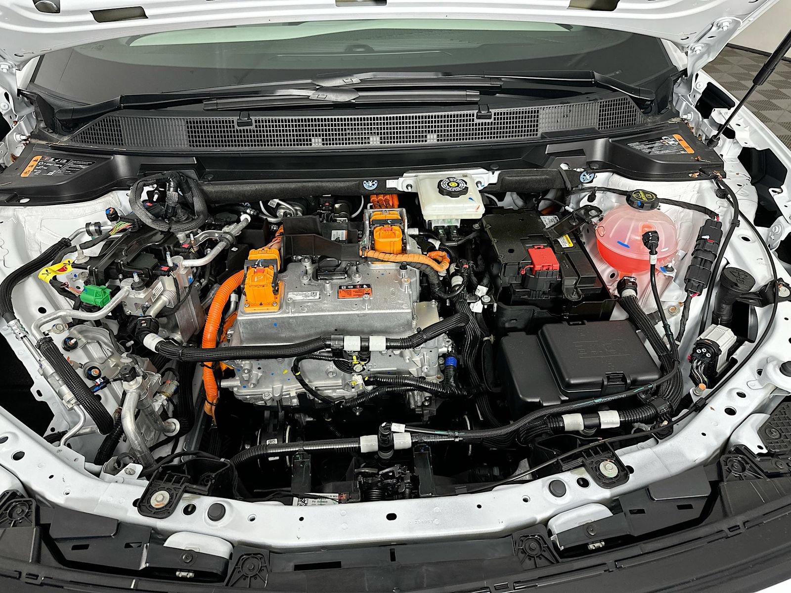 New 2026 Chevrolet Equinox EV LT AWD/4WD image 31