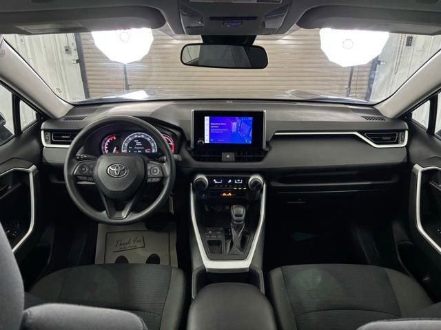 Used 2023 Toyota RAV4 LE image 13
