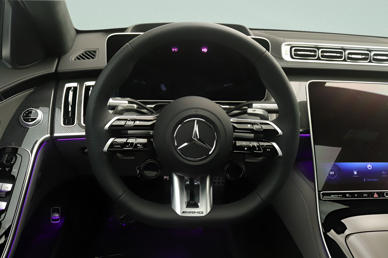 Used 2025 Mercedes-Benz S 63 AMG S image 8