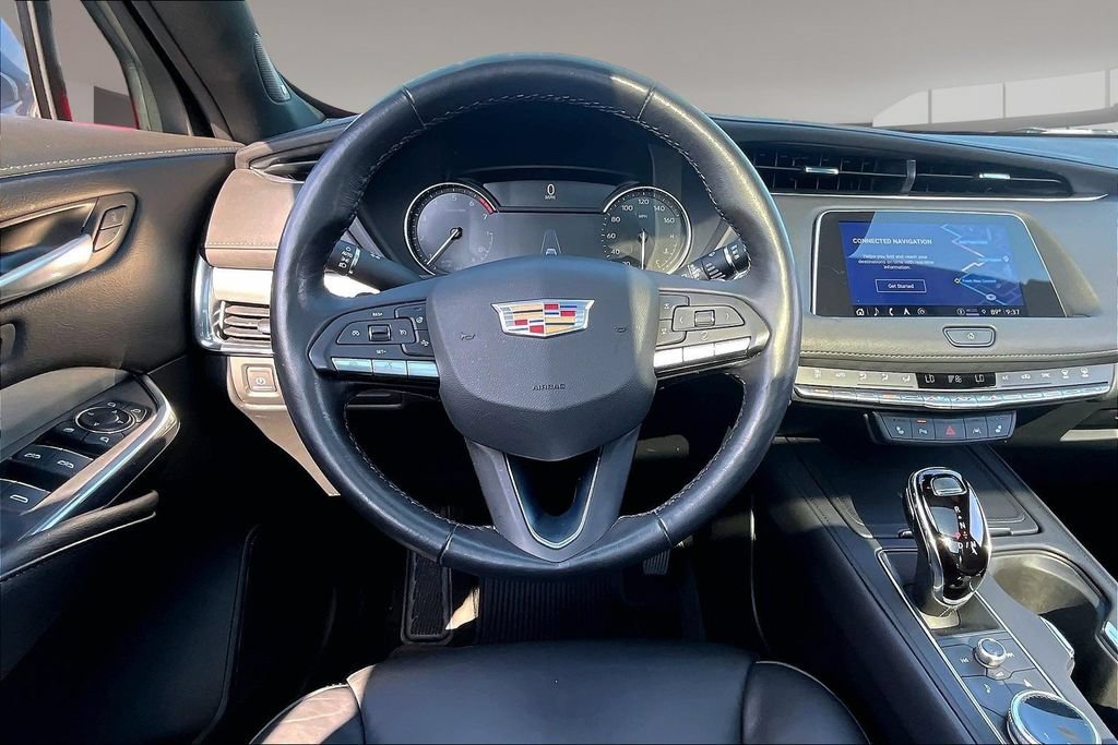 Used 2023 Cadillac XT4 Premium Luxury w/ Cold Weather Package AWD/4WD image 5