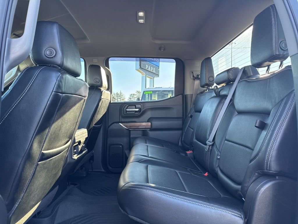 Used 2021 Chevrolet Silverado 1500 LT Trail Boss w/ LPO, Dark Essentials Package image 17