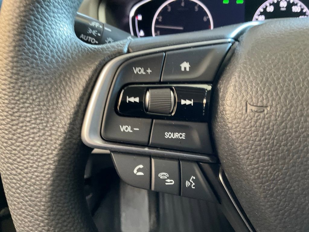 Used 2019 Honda Accord LX image 13