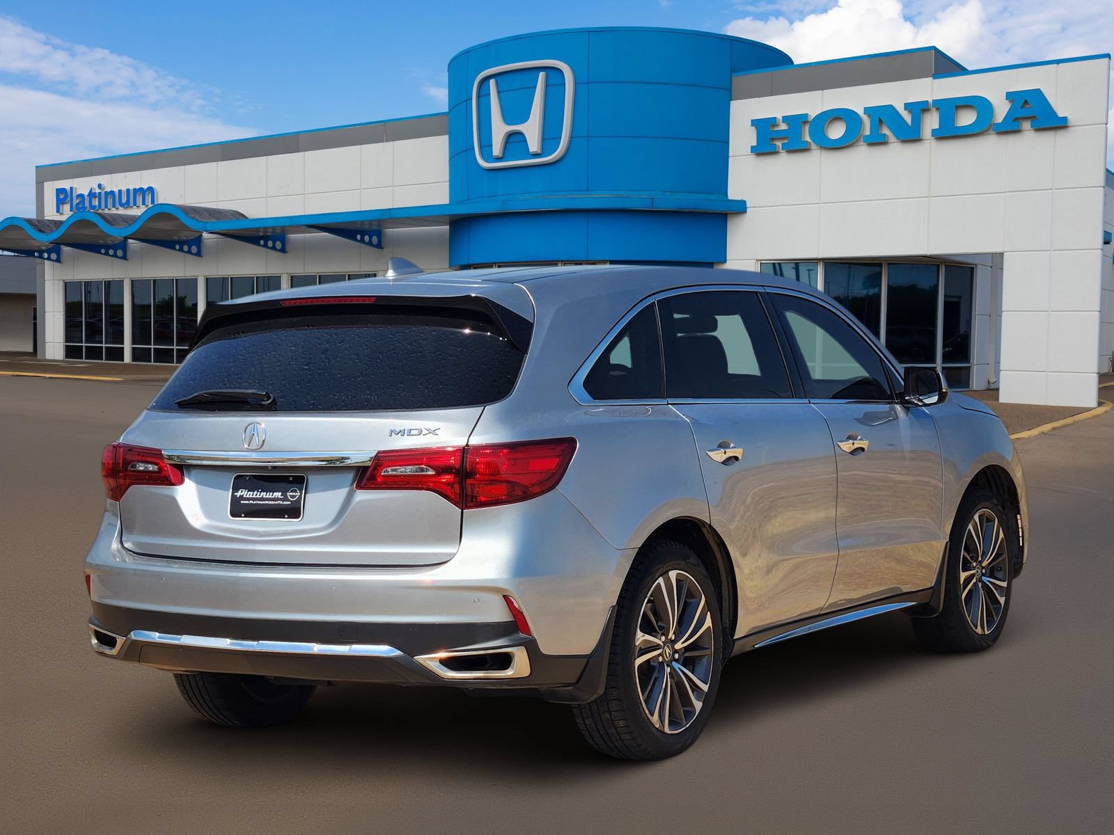 Used 2020 Acura MDX w/ Technology Package FWD image 4
