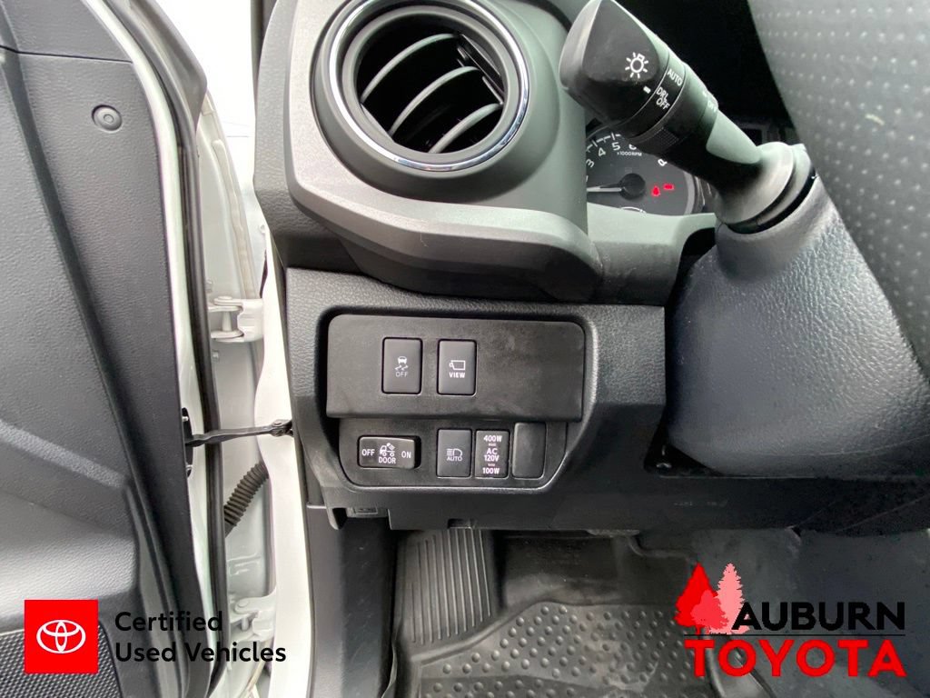 Certified 2020 Toyota Tacoma TRD Off-Road w/ TRD Premium Off Road Package AWD/4WD image 37