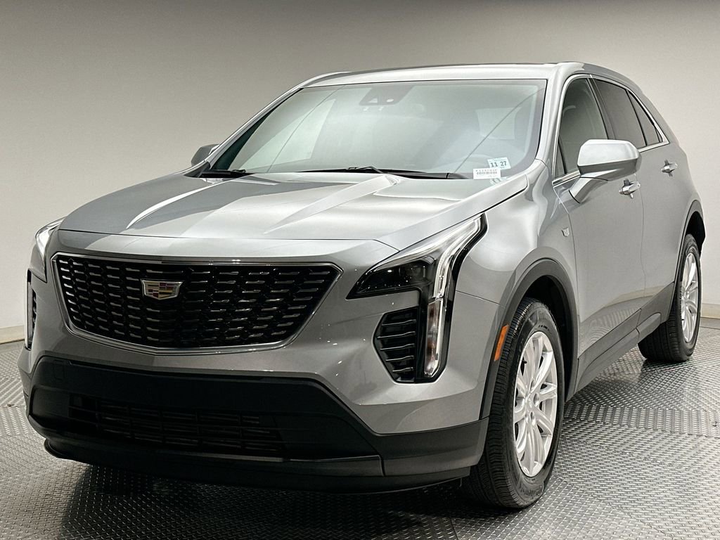 Used 2023 Cadillac XT4 Luxury w/ Cold Weather Package