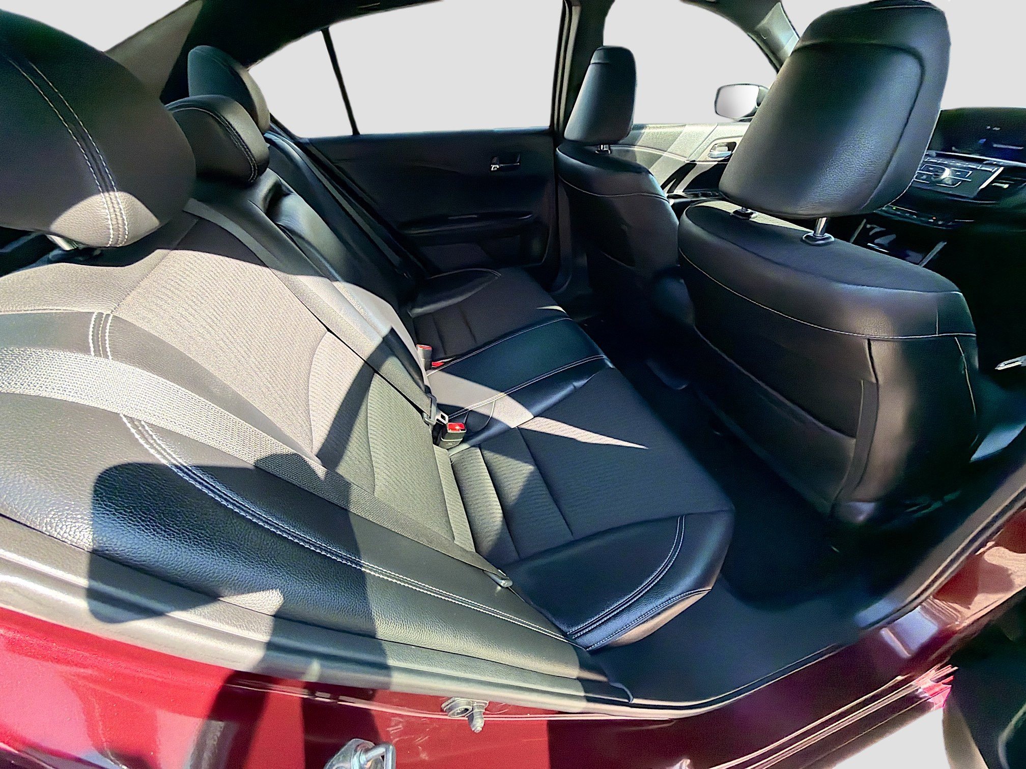 Used 2016 Honda Accord Sport image 25