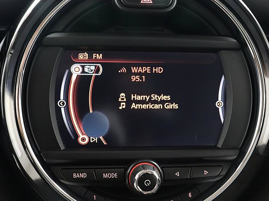 Used 2017 MINI Cooper 2-Door Hardtop FWD image 26
