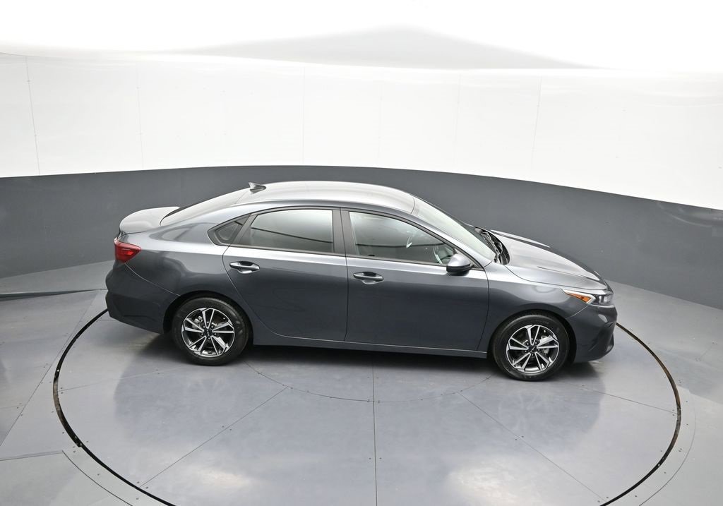 Certified 2022 Kia Forte LXS image 34