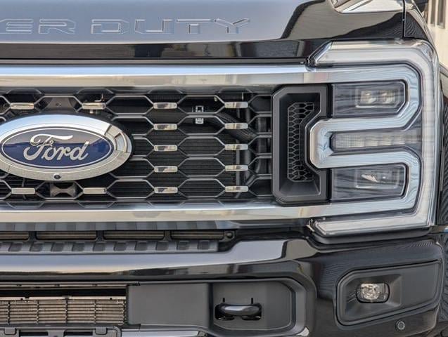 New 2026 Ford F450 Platinum w/ FX4 Off-Road Package AWD/4WD image 36