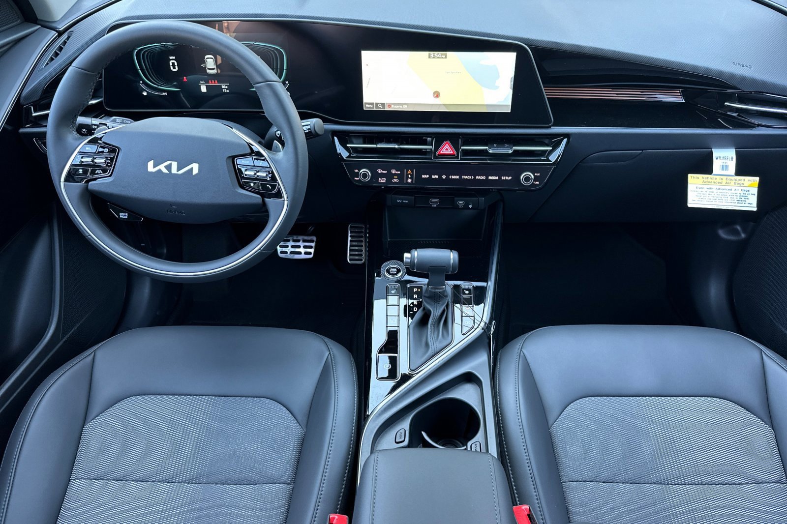 New 2025 Kia Niro EX Touring image 9