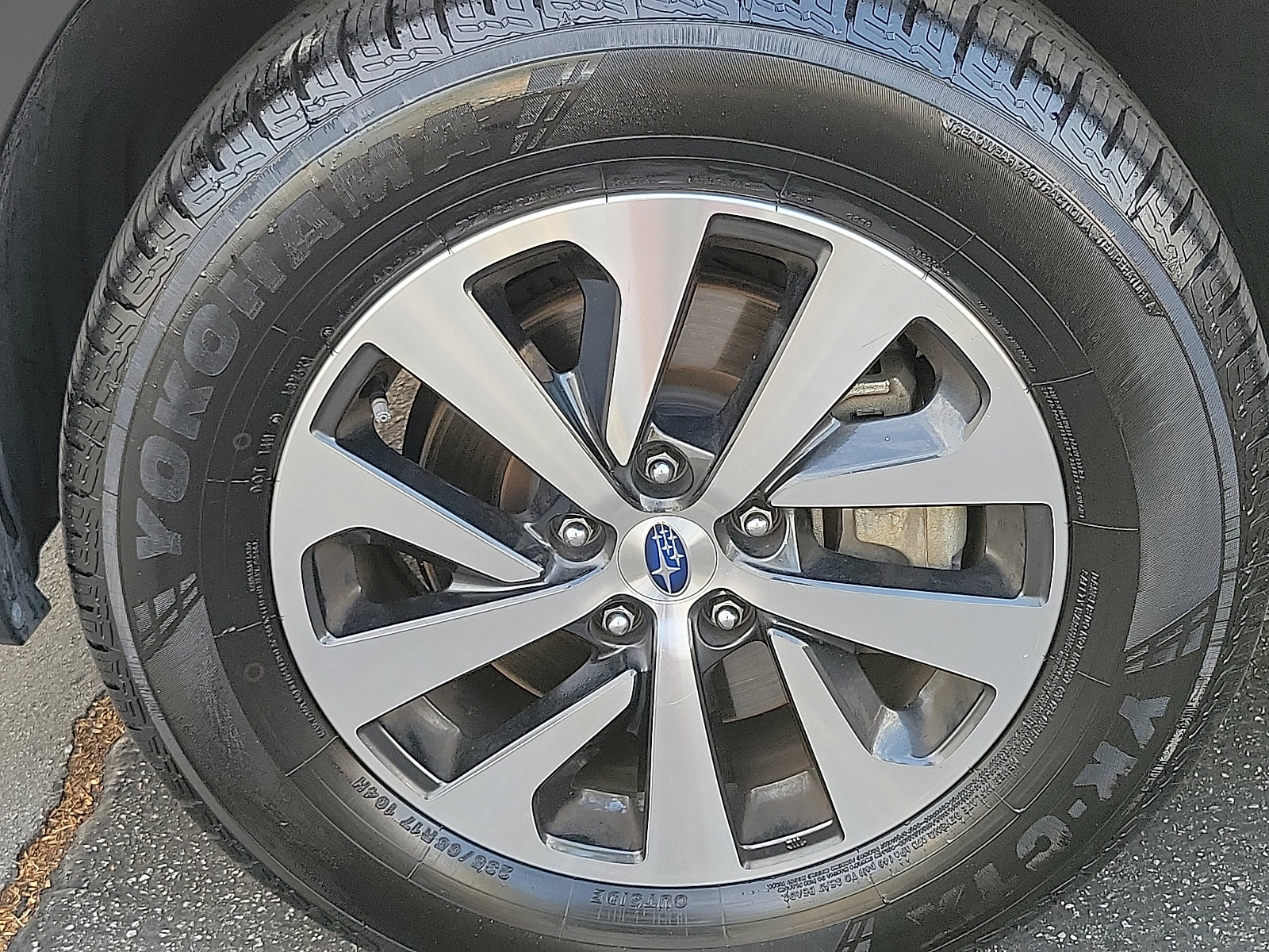 Used 2023 Subaru Outback Premium image 22