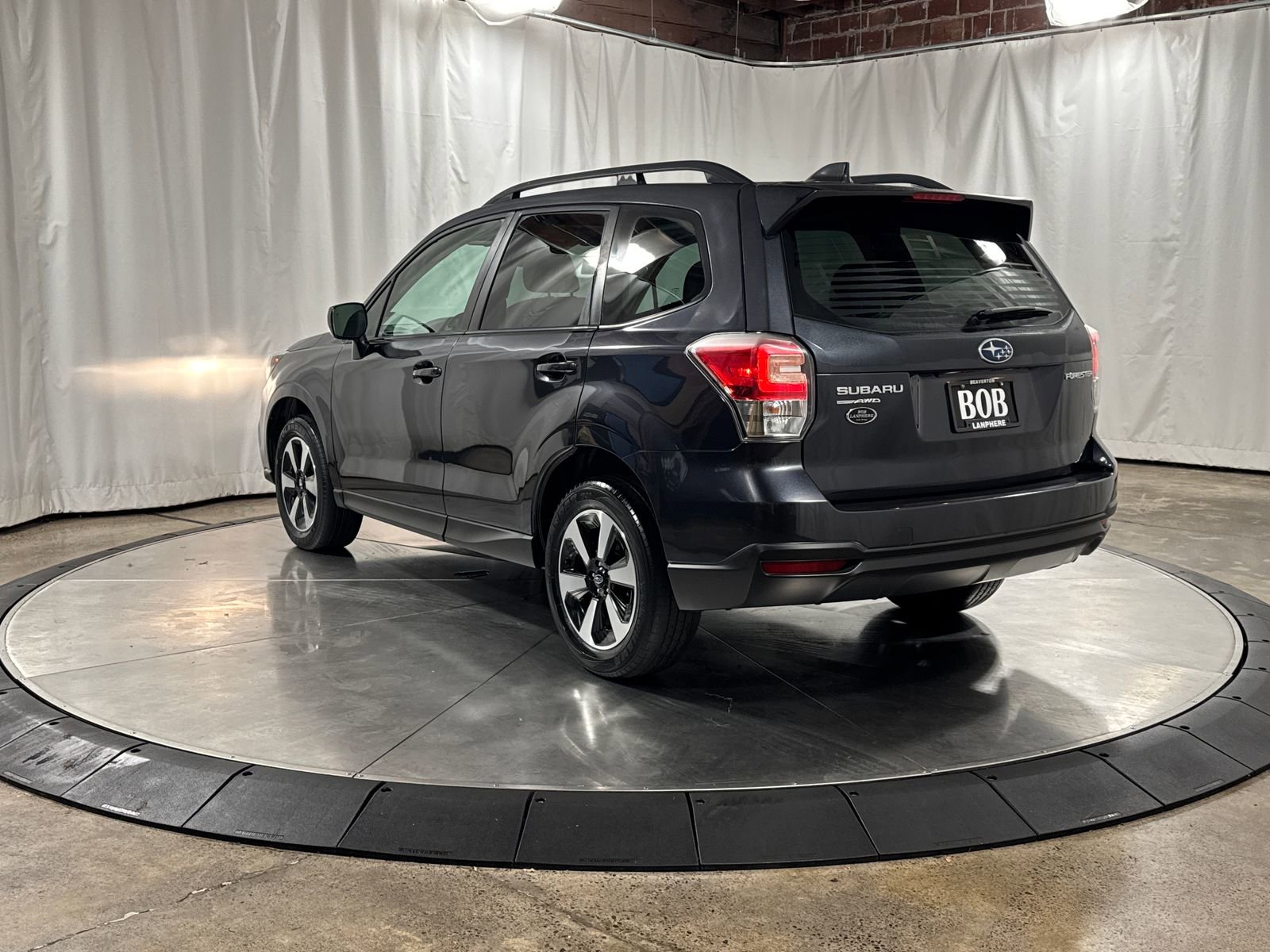 Used 2018 Subaru Forester 2.5i Premium w/ All-Weather Package AWD/4WD image 7
